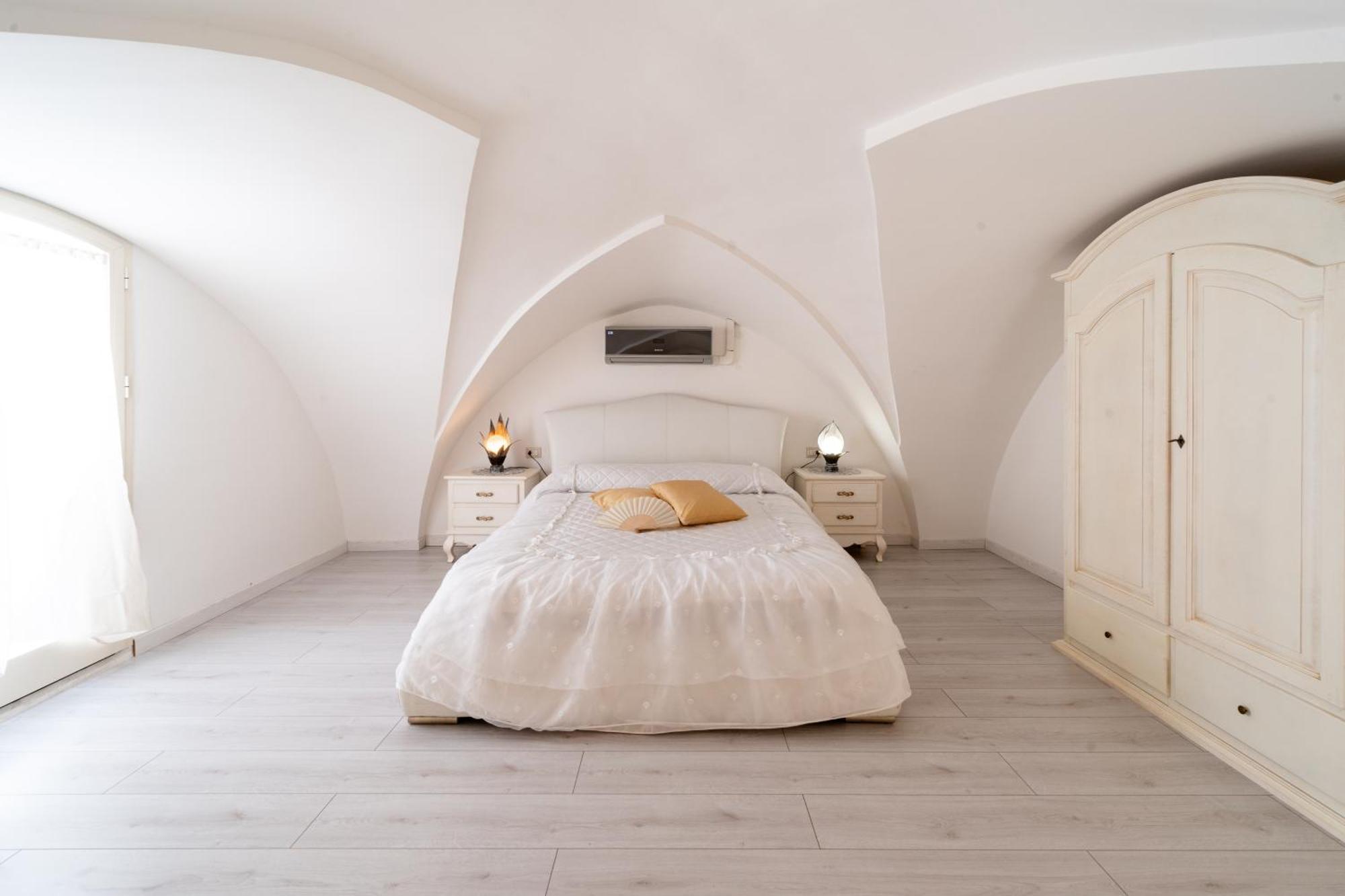B&B Antica Stella Удженто Екстериор снимка